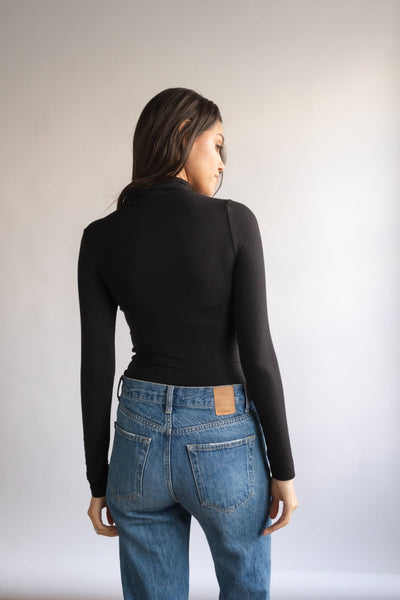 LONG SLEEVE STRETCH ROLL NECK BLACK